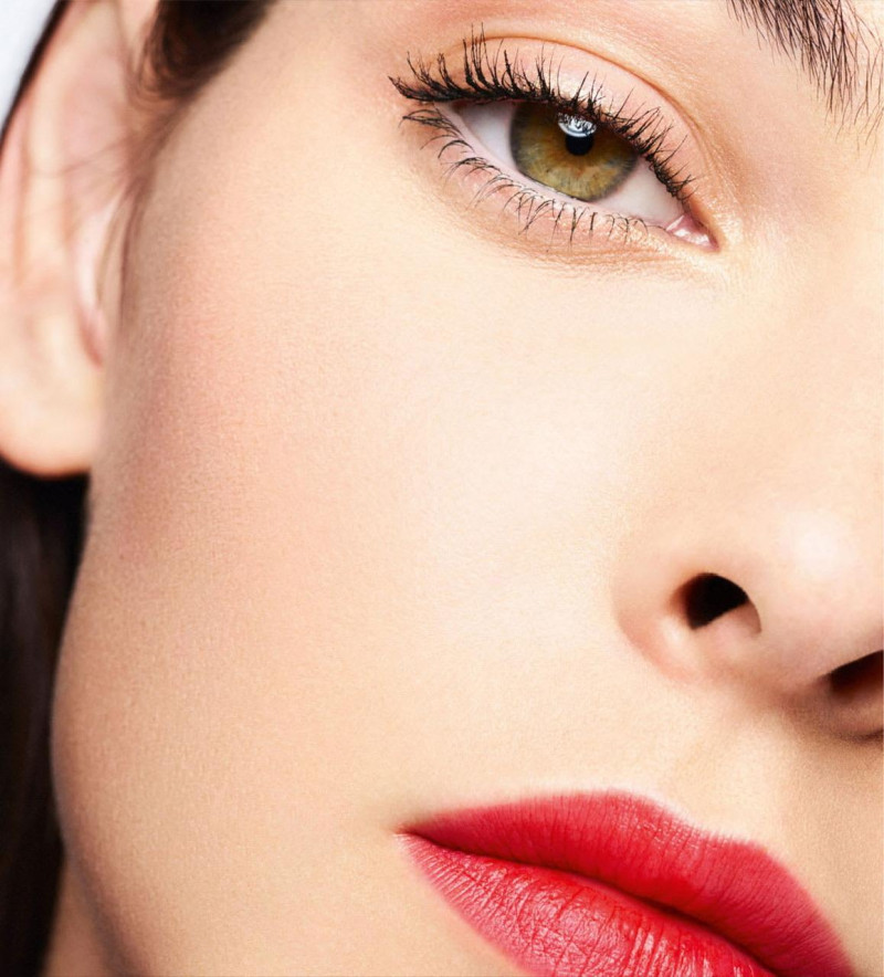 Anok Yai featured in  the Chanel Ultra Le Teint advertisement for Summer 2023