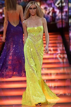 Versace fashion show for Autumn/Winter 2002