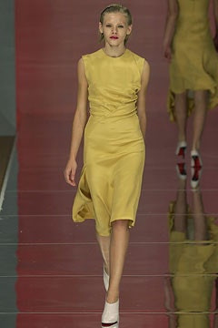 Warren Noronha fashion show for Autumn/Winter 2002