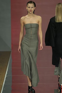 Warren Noronha fashion show for Autumn/Winter 2002