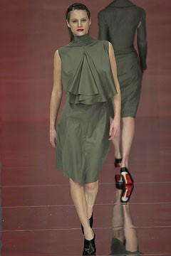 Warren Noronha fashion show for Autumn/Winter 2002