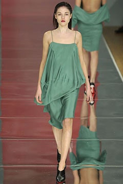 Warren Noronha fashion show for Autumn/Winter 2002