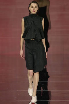 Warren Noronha fashion show for Autumn/Winter 2002