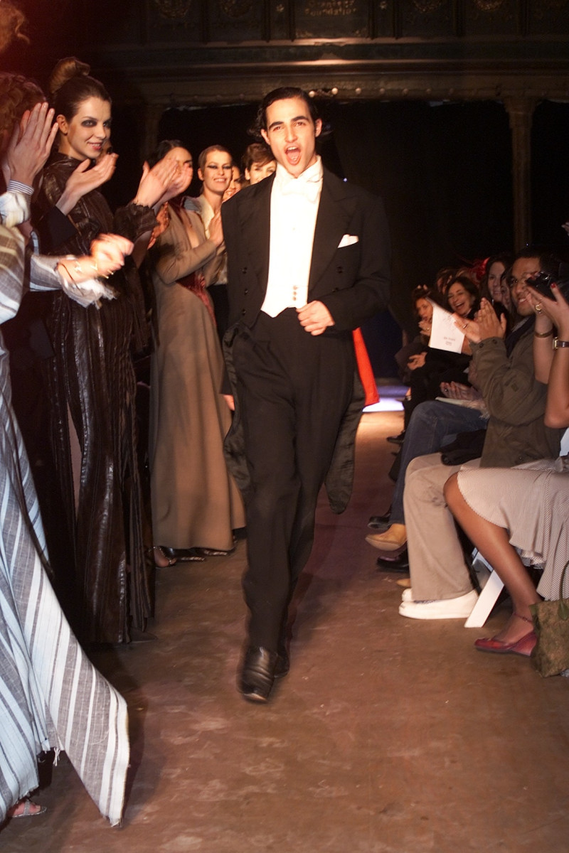 Zac Posen fashion show for Autumn/Winter 2002