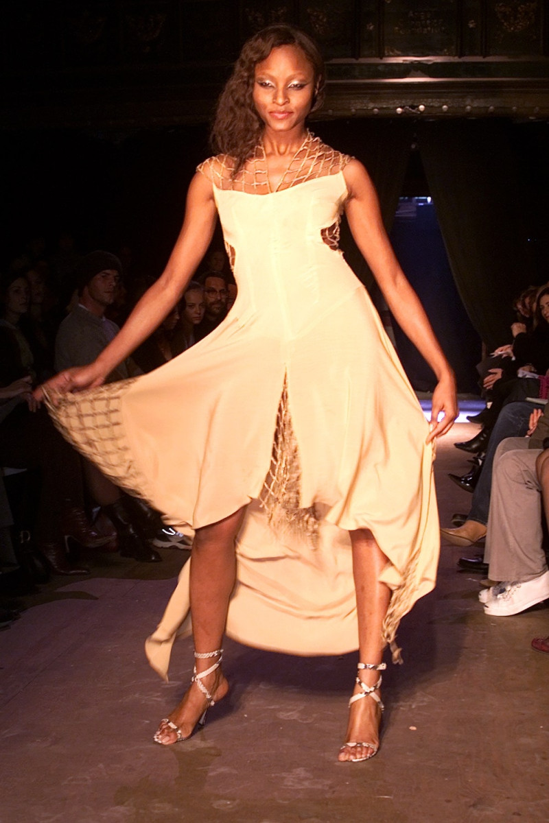 Hermine Wilson featured in  the Zac Posen fashion show for Autumn/Winter 2002