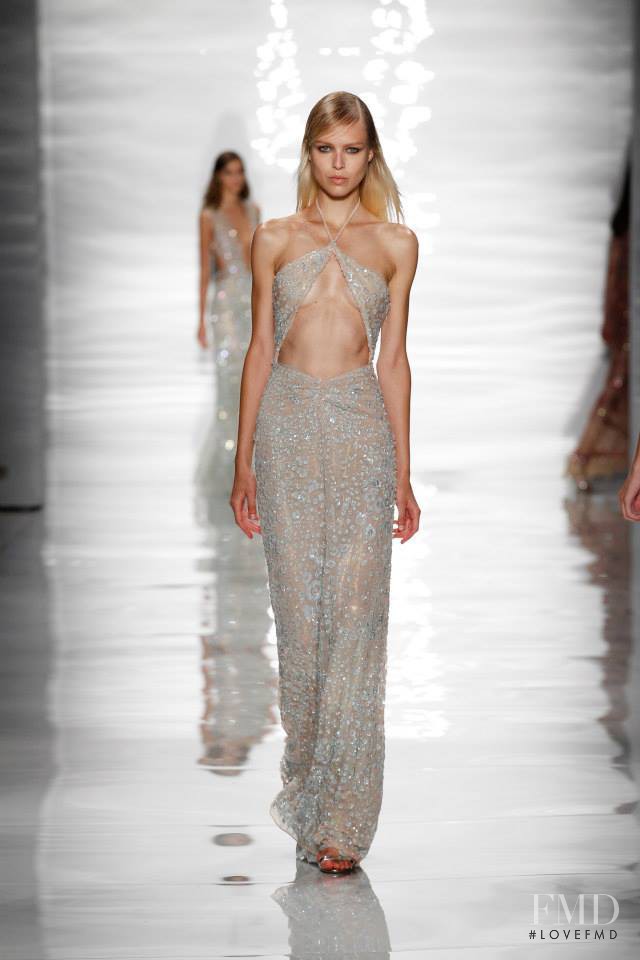 Reem Acra fashion show for Spring/Summer 2015