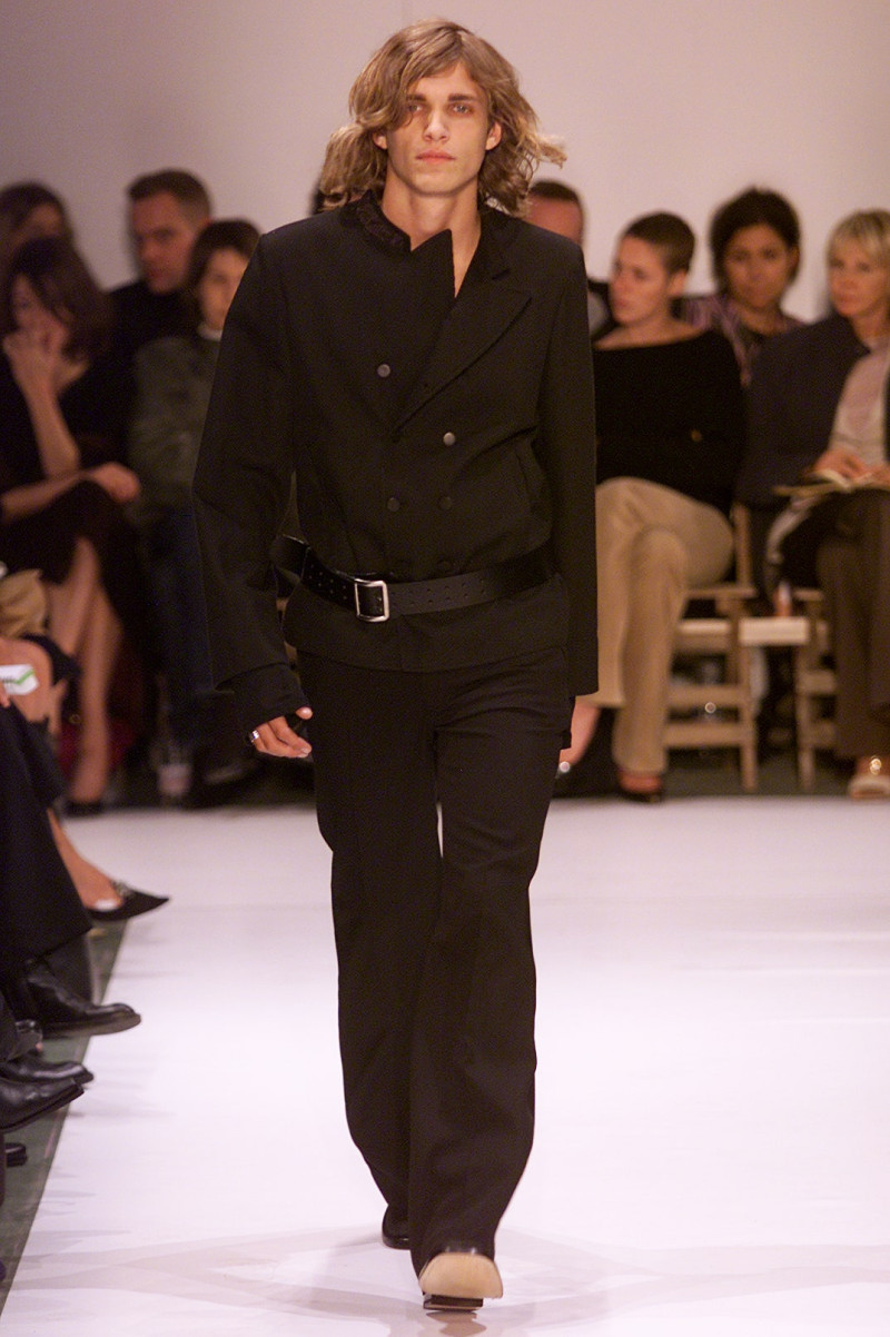 Ann Demeulemeester fashion show for Spring/Summer 2002