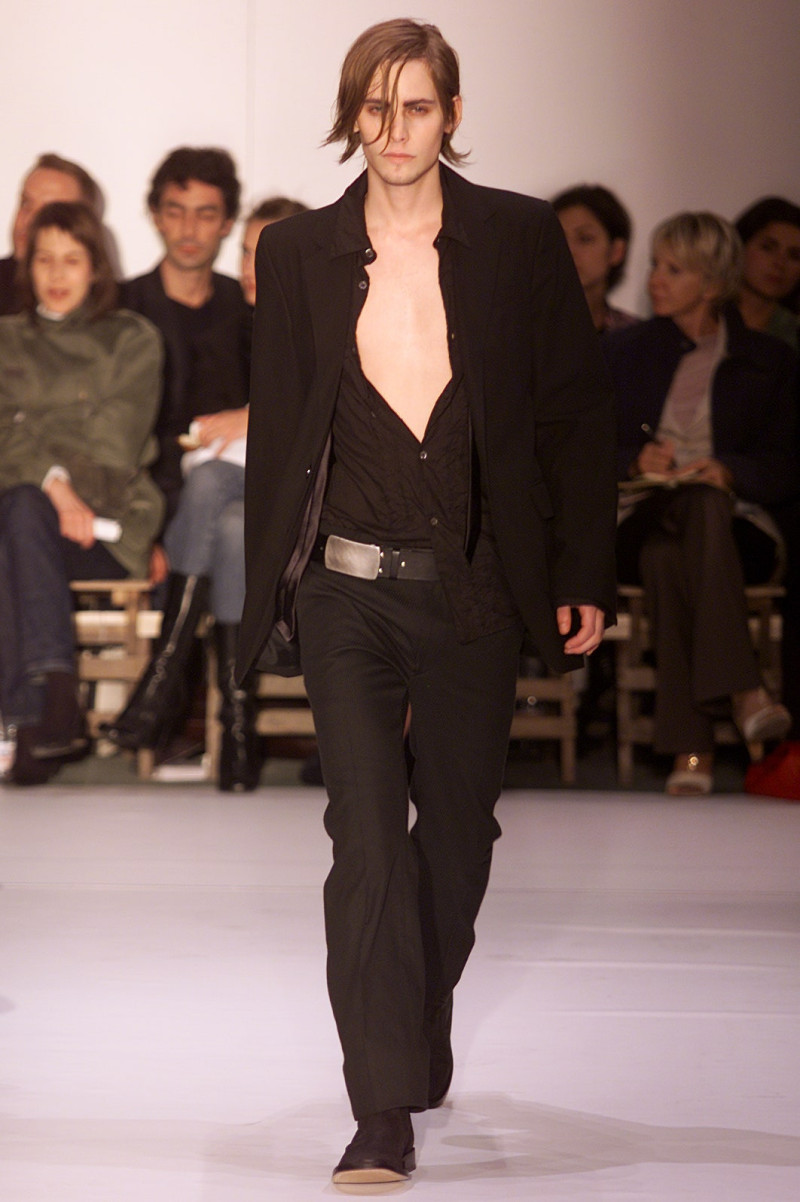 Ann Demeulemeester fashion show for Spring/Summer 2002
