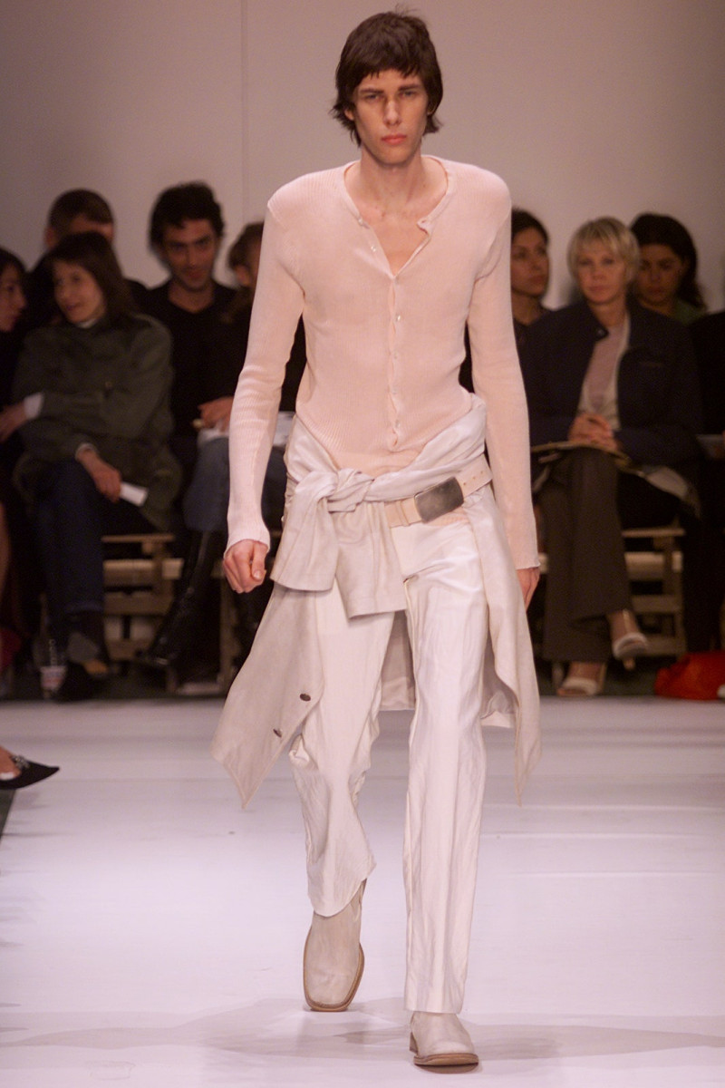 Ann Demeulemeester fashion show for Spring/Summer 2002