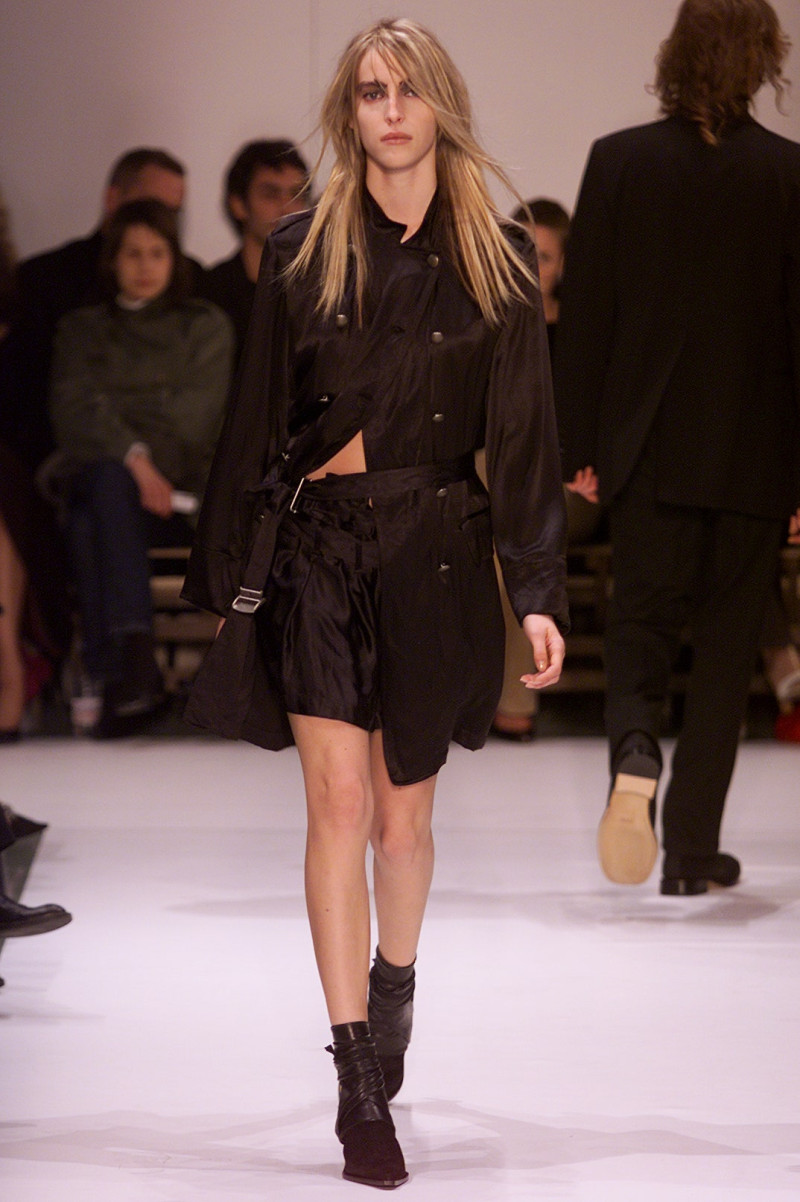 Ann Demeulemeester fashion show for Spring/Summer 2002