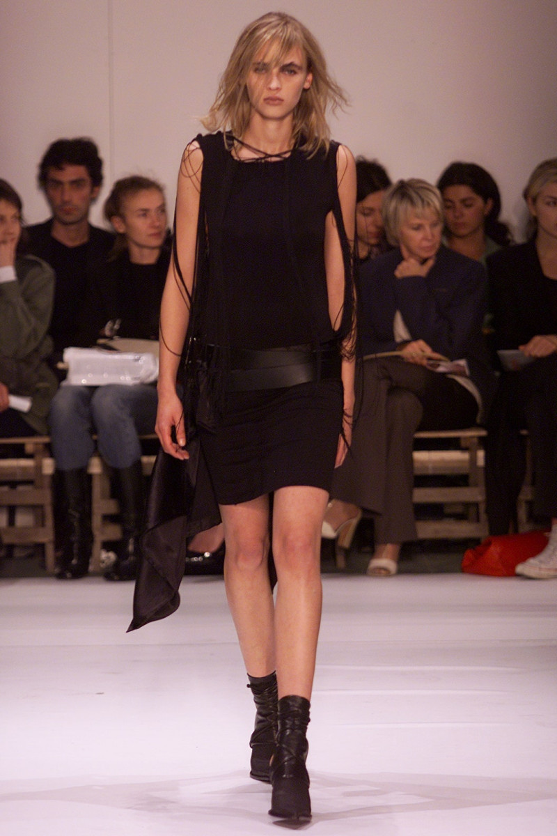 Ann Demeulemeester fashion show for Spring/Summer 2002