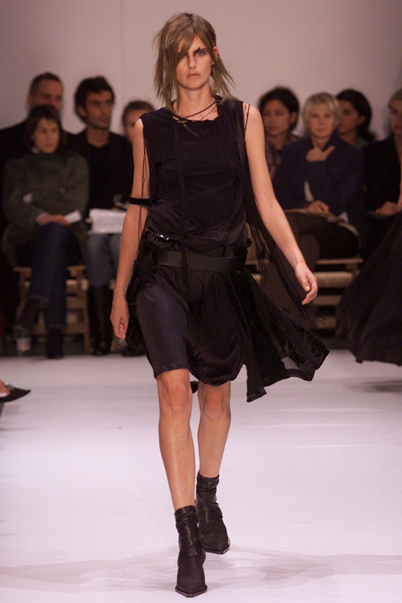 Ann Demeulemeester fashion show for Spring/Summer 2002