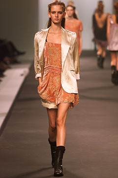 Anna Molinari fashion show for Spring/Summer 2002