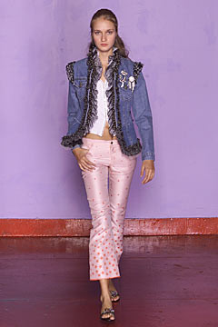 Anna Sui fashion show for Spring/Summer 2002