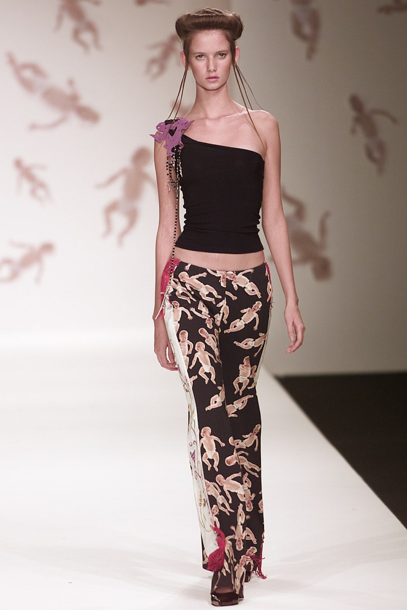 Arkadius fashion show for Spring/Summer 2002