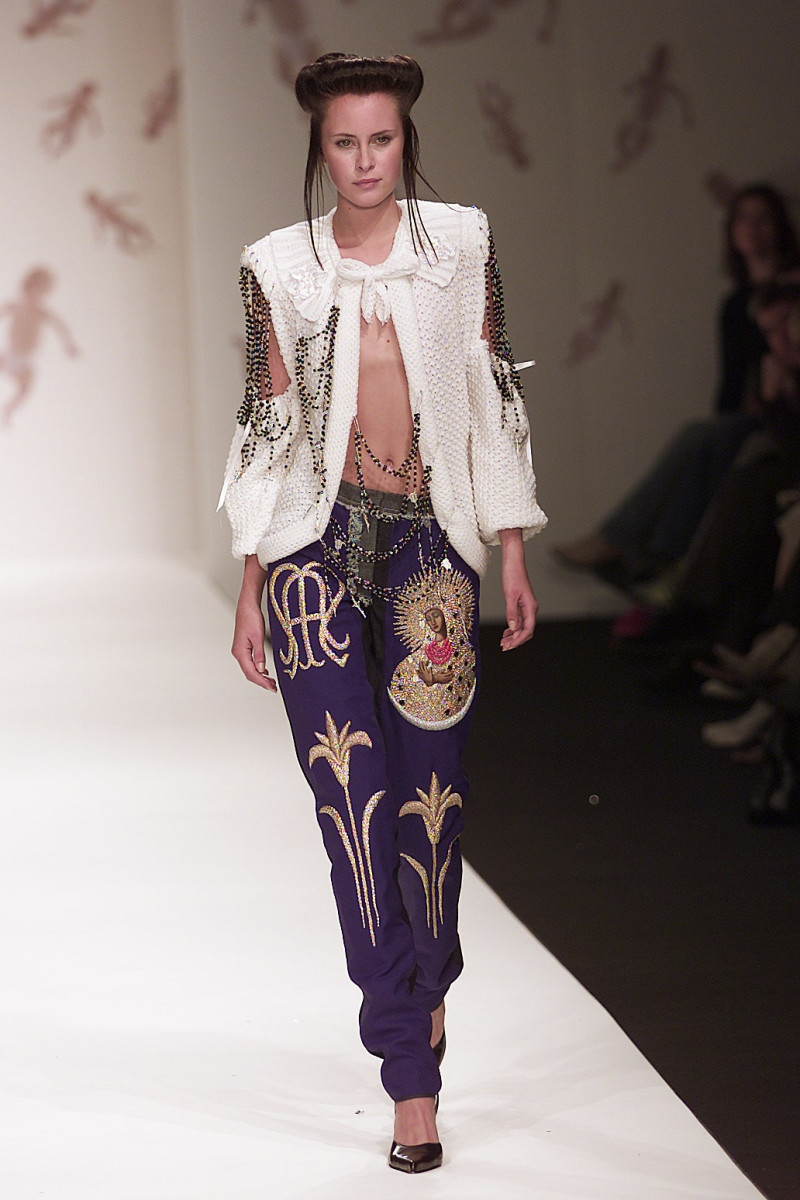 Arkadius fashion show for Spring/Summer 2002
