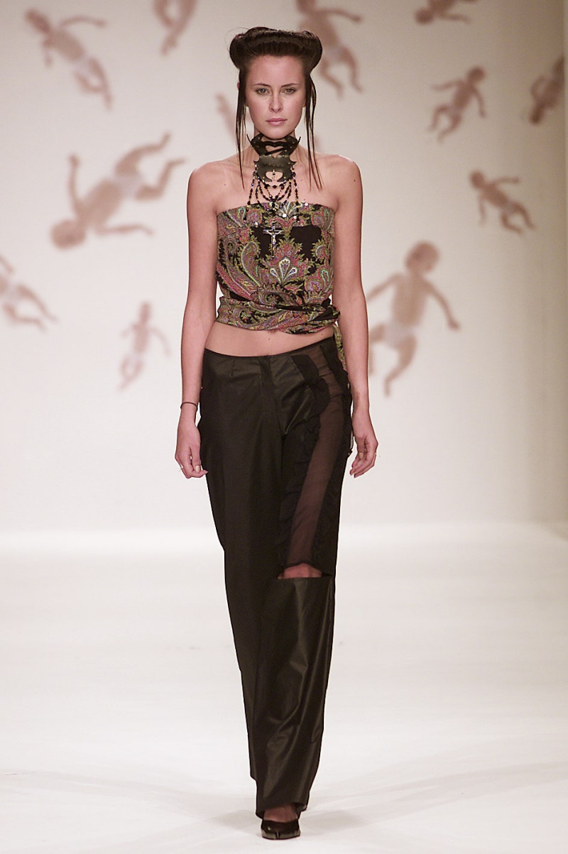 Arkadius fashion show for Spring/Summer 2002