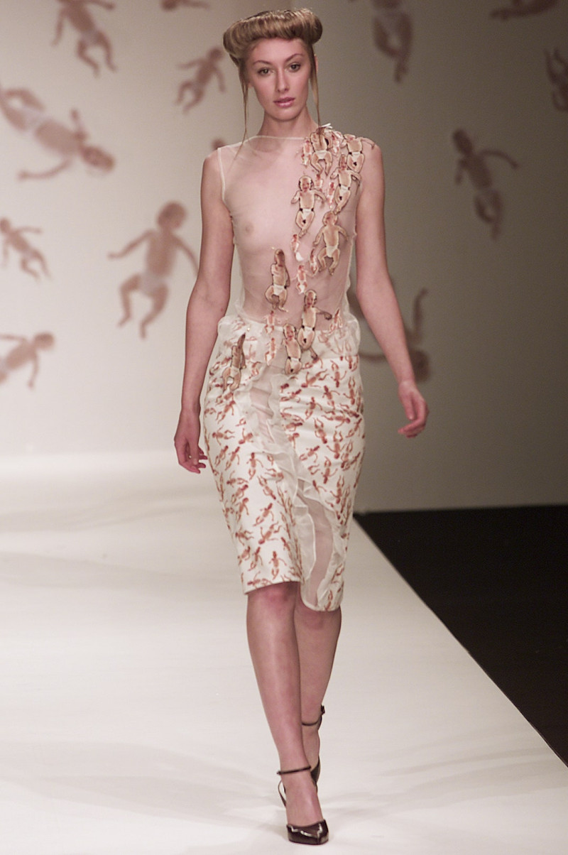 Arkadius fashion show for Spring/Summer 2002