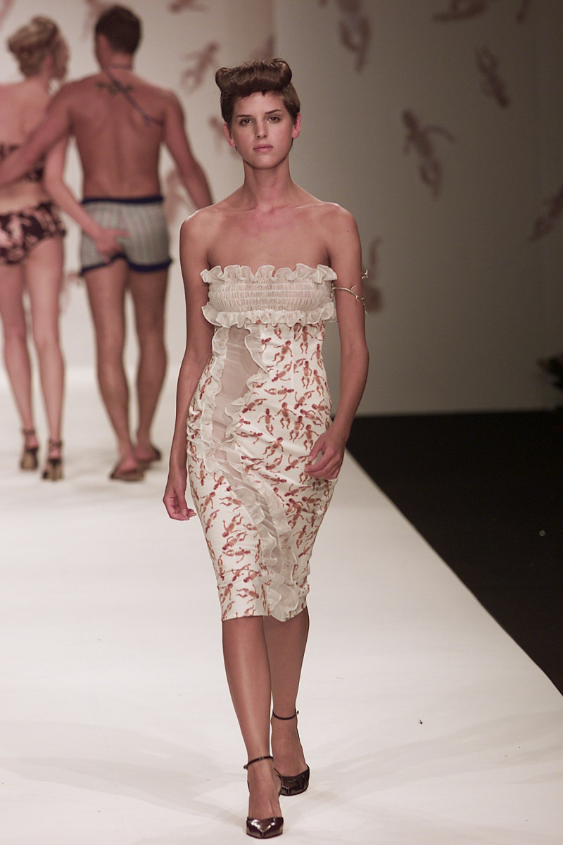 Arkadius fashion show for Spring/Summer 2002