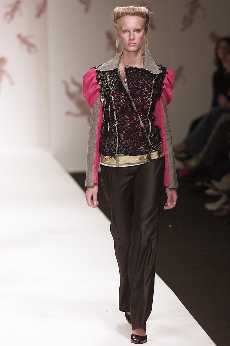 Arkadius fashion show for Spring/Summer 2002