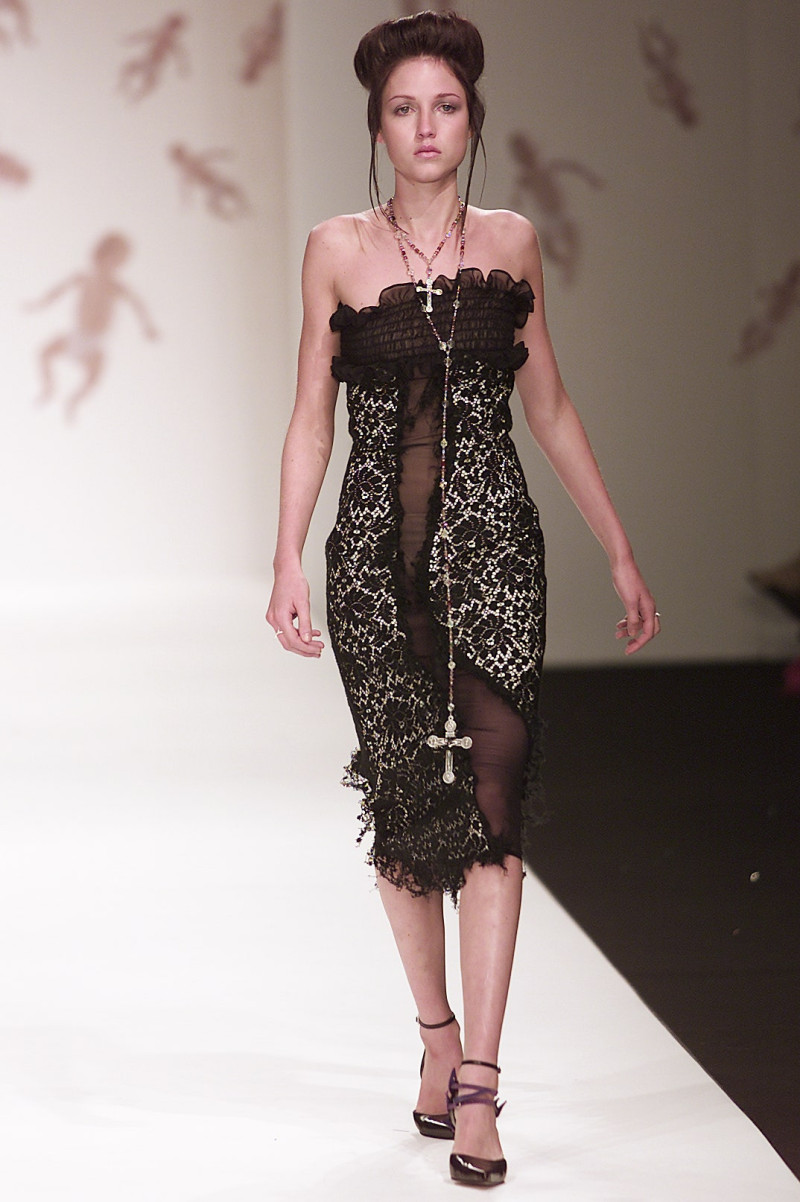 Arkadius fashion show for Spring/Summer 2002