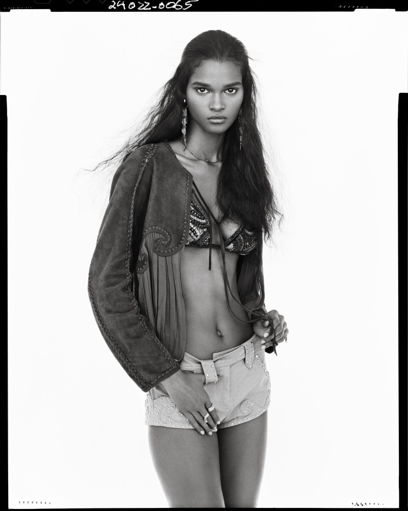 Zara advertisement for Spring/Summer 2025