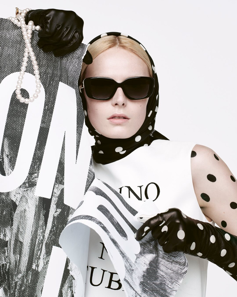 Moschino advertisement for Spring/Summer 2025