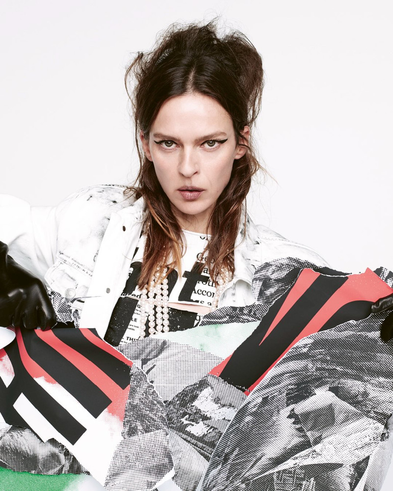 Moschino advertisement for Spring/Summer 2025