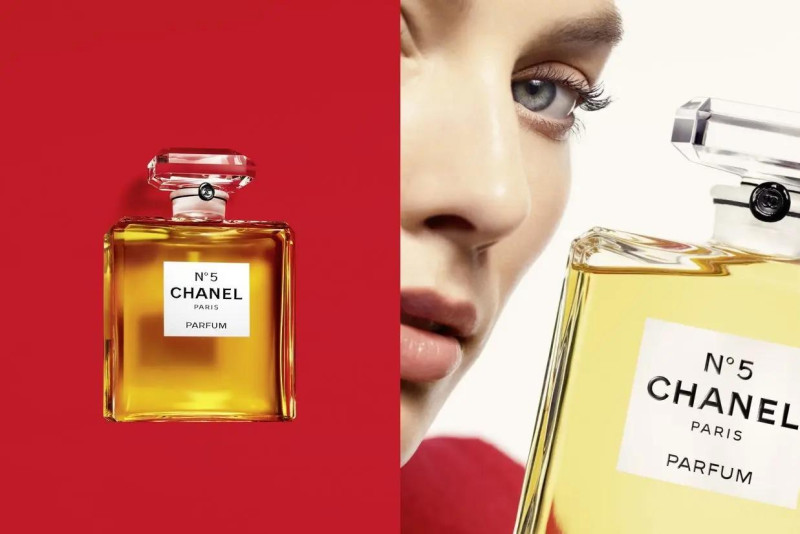 Chanel Parfums No 5 Fragrance advertisement for Autumn/Winter 2024
