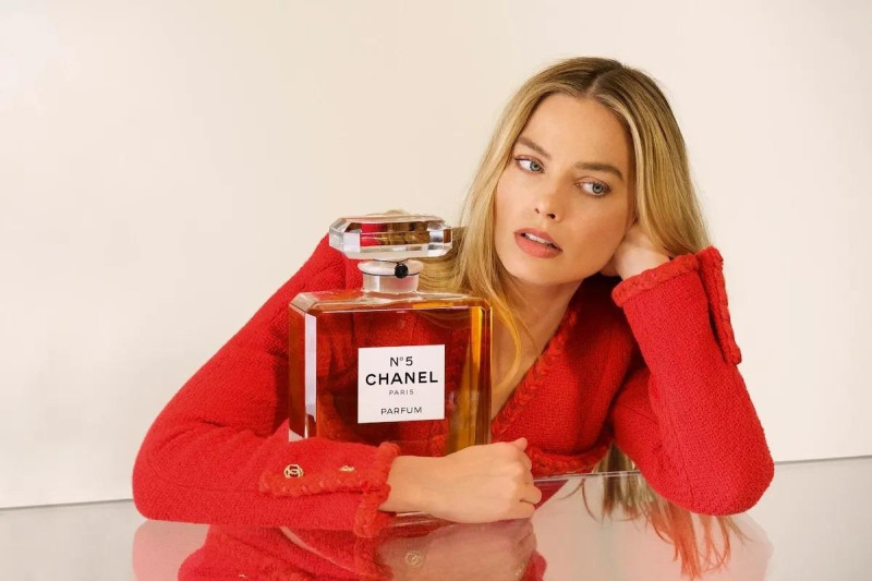 Chanel Parfums No 5 Fragrance advertisement for Autumn/Winter 2024