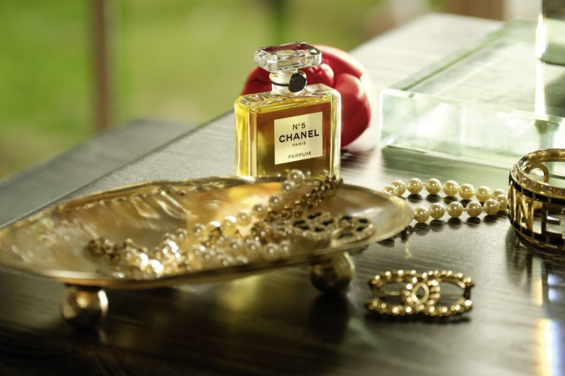 Chanel Parfums No 5 Fragrance advertisement for Autumn/Winter 2024