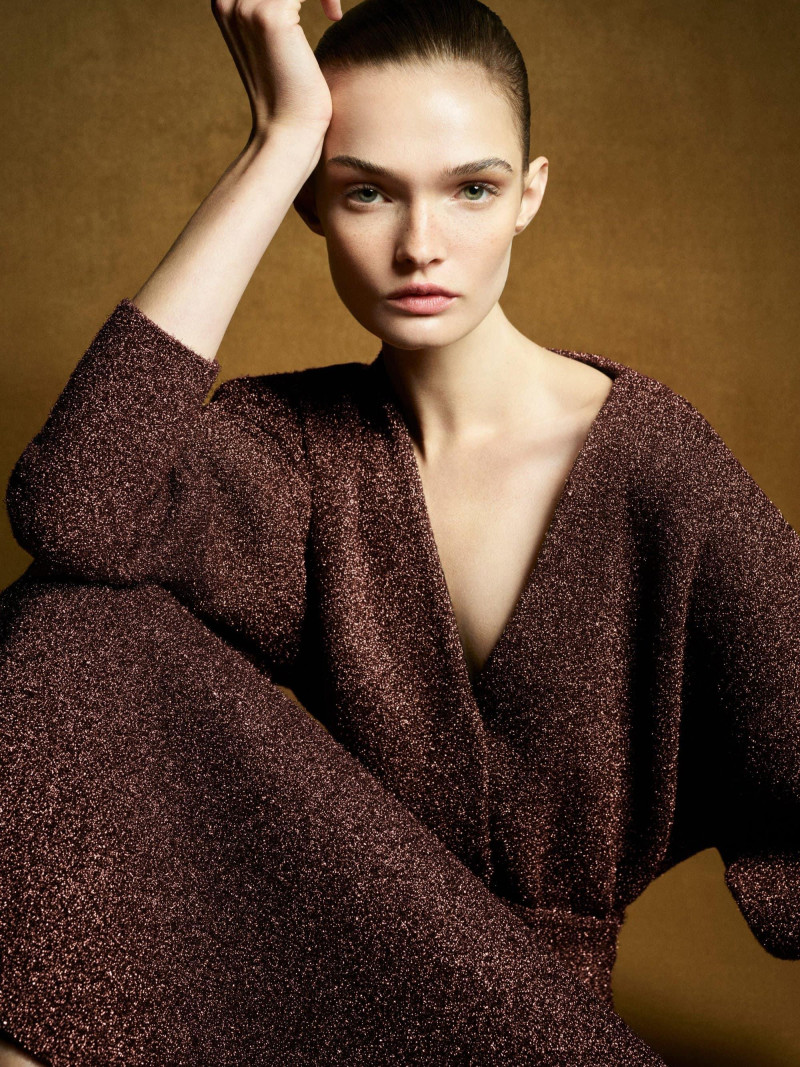 Lulu Tenney featured in  the Cos Sweden advertisement for Winter 2024