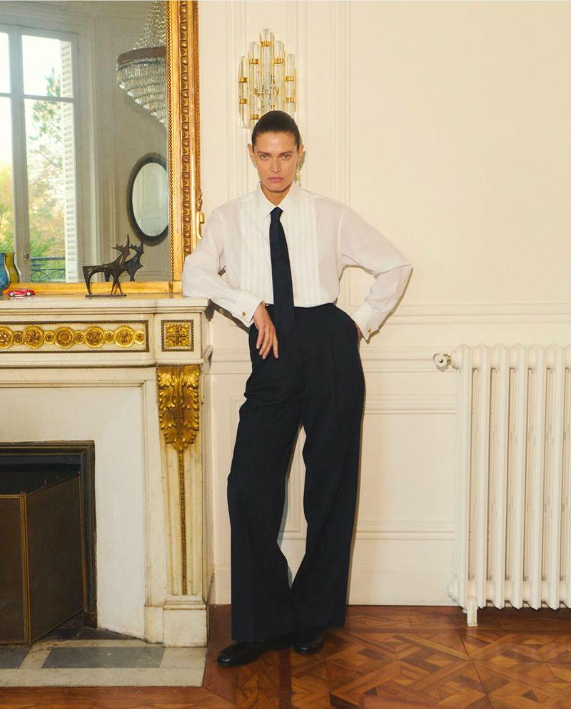 Malgosia Bela featured in  the A.P.C. X Anastasia Barbieri advertisement for Spring/Summer 2025