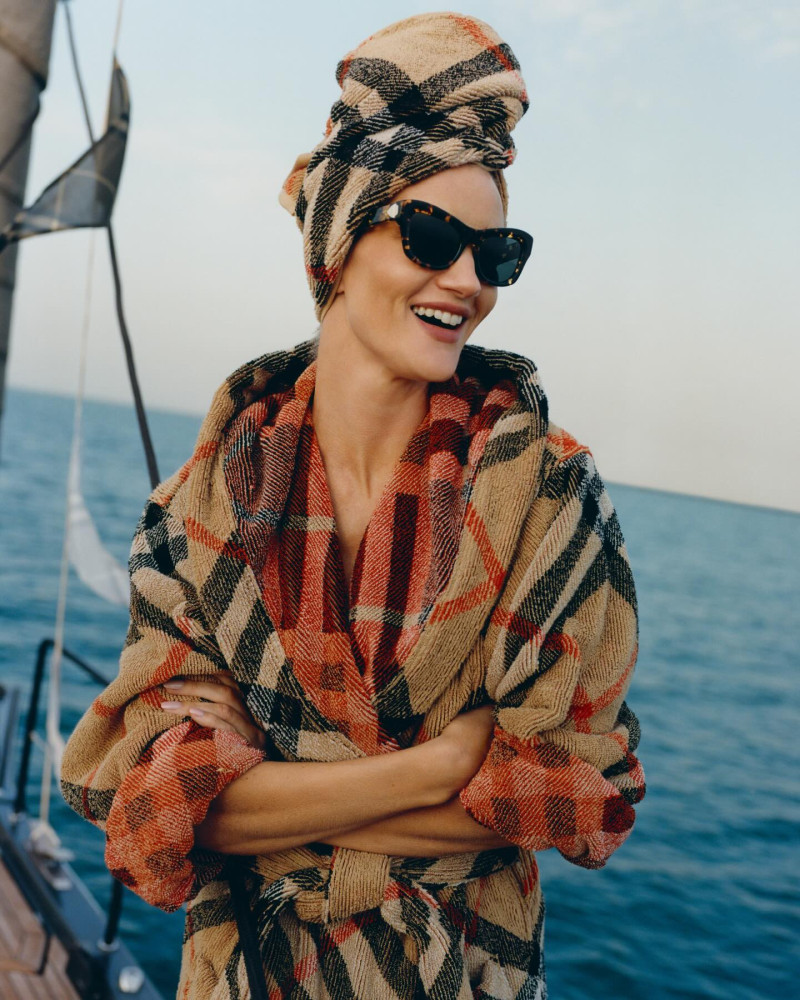 Rosie Huntington-Whiteley featured in  the Burberry advertisement for Spring/Summer 2025