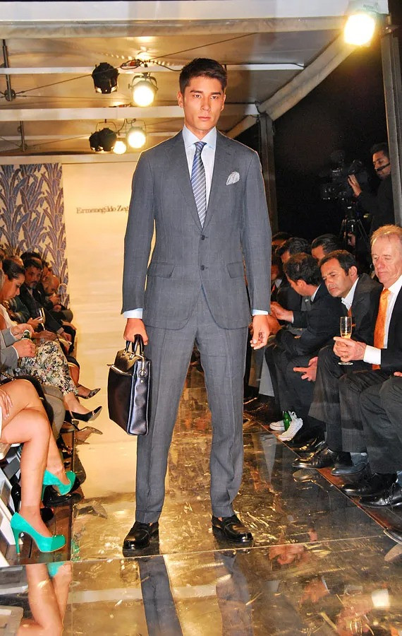 Kenta Sakurai featured in  the Ermenegildo Zegna fashion show for Spring/Summer 2013