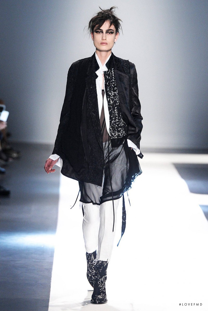 Ann Demeulemeester fashion show for Spring/Summer 2015