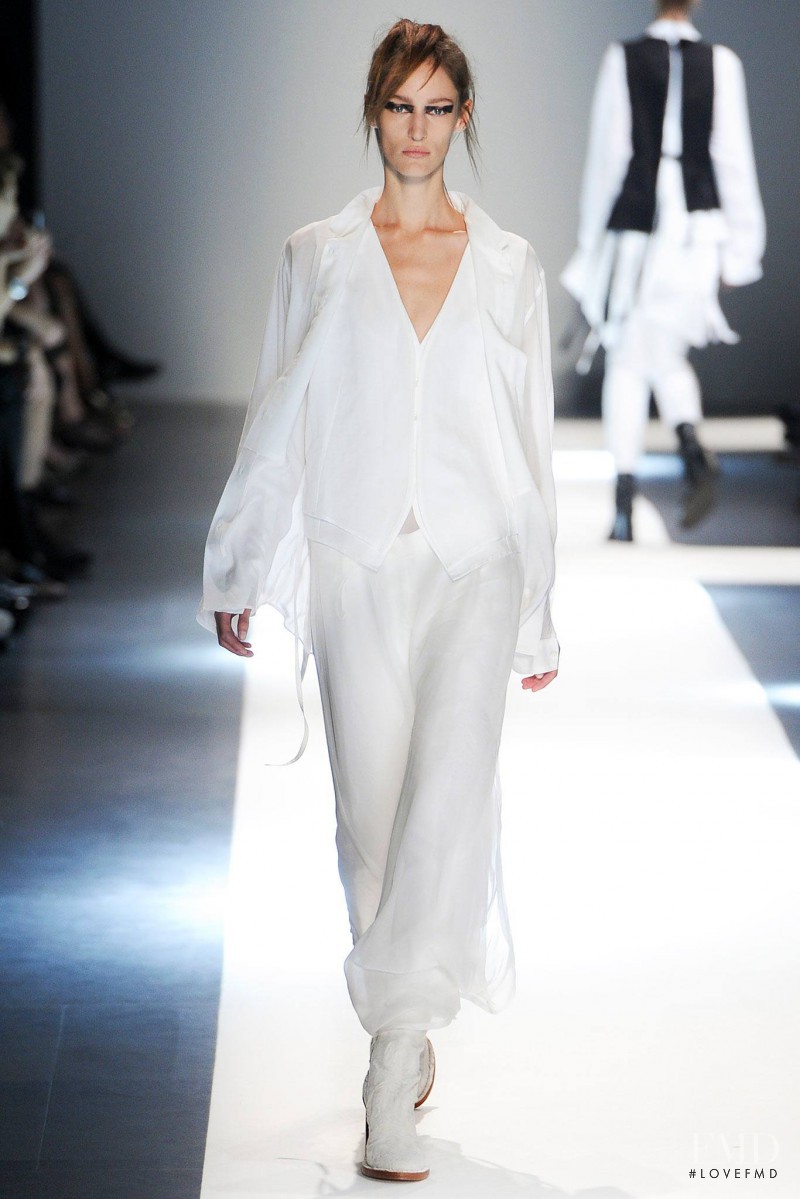 Ann Demeulemeester fashion show for Spring/Summer 2015