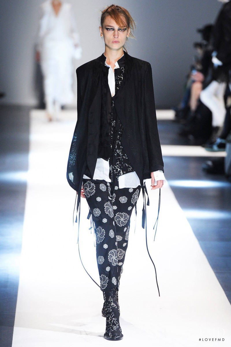 Ann Demeulemeester fashion show for Spring/Summer 2015