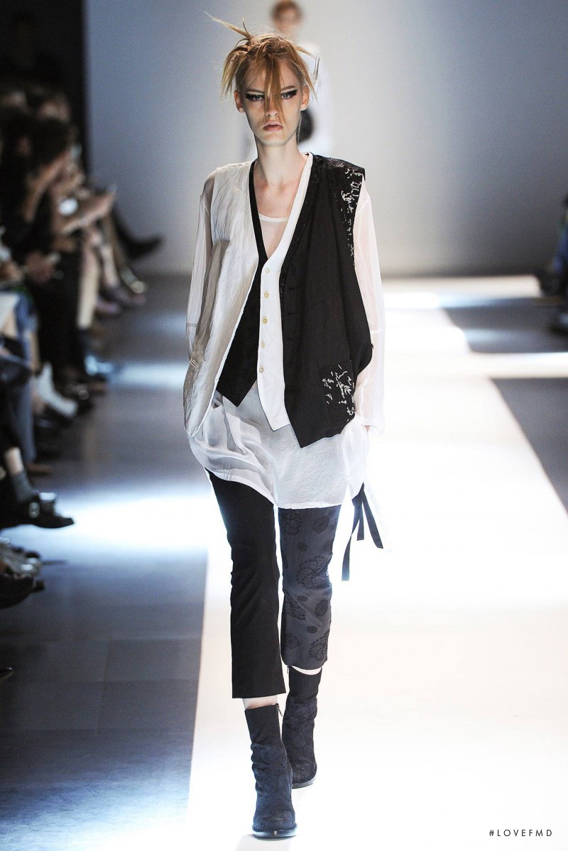 Ann Demeulemeester fashion show for Spring/Summer 2015