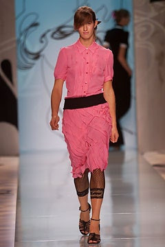Cacharel fashion show for Spring/Summer 2002
