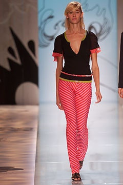 Cacharel fashion show for Spring/Summer 2002