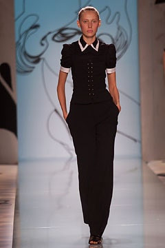 Cacharel fashion show for Spring/Summer 2002