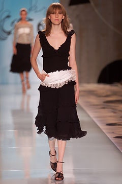 Cacharel fashion show for Spring/Summer 2002