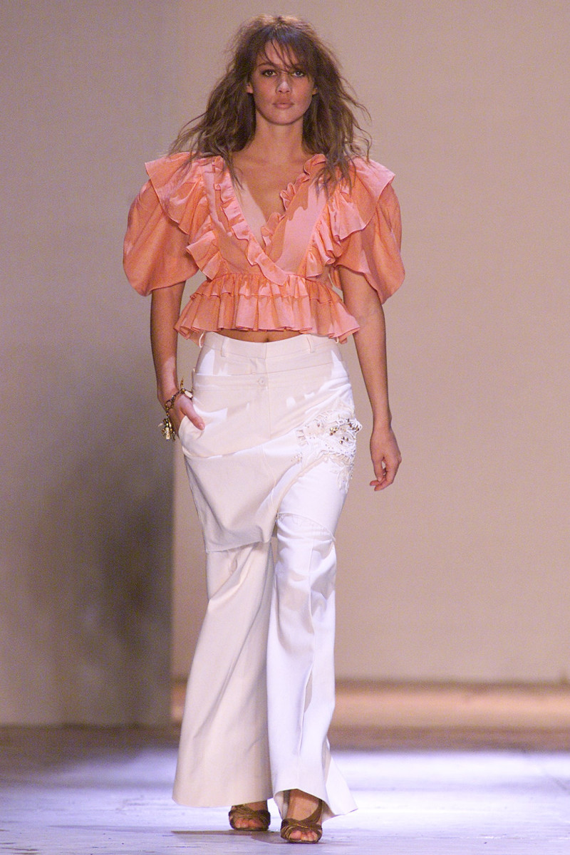 Chloe fashion show for Spring/Summer 2002
