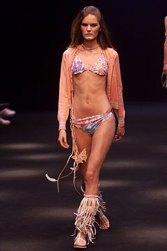 Clements Ribeiro fashion show for Spring/Summer 2002