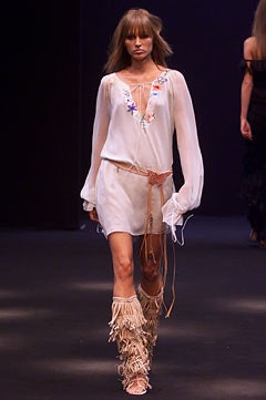 Clements Ribeiro fashion show for Spring/Summer 2002
