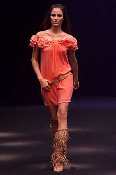 Clements Ribeiro fashion show for Spring/Summer 2002