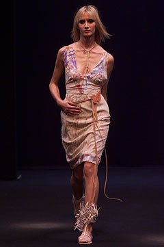Clements Ribeiro fashion show for Spring/Summer 2002
