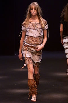 Clements Ribeiro fashion show for Spring/Summer 2002
