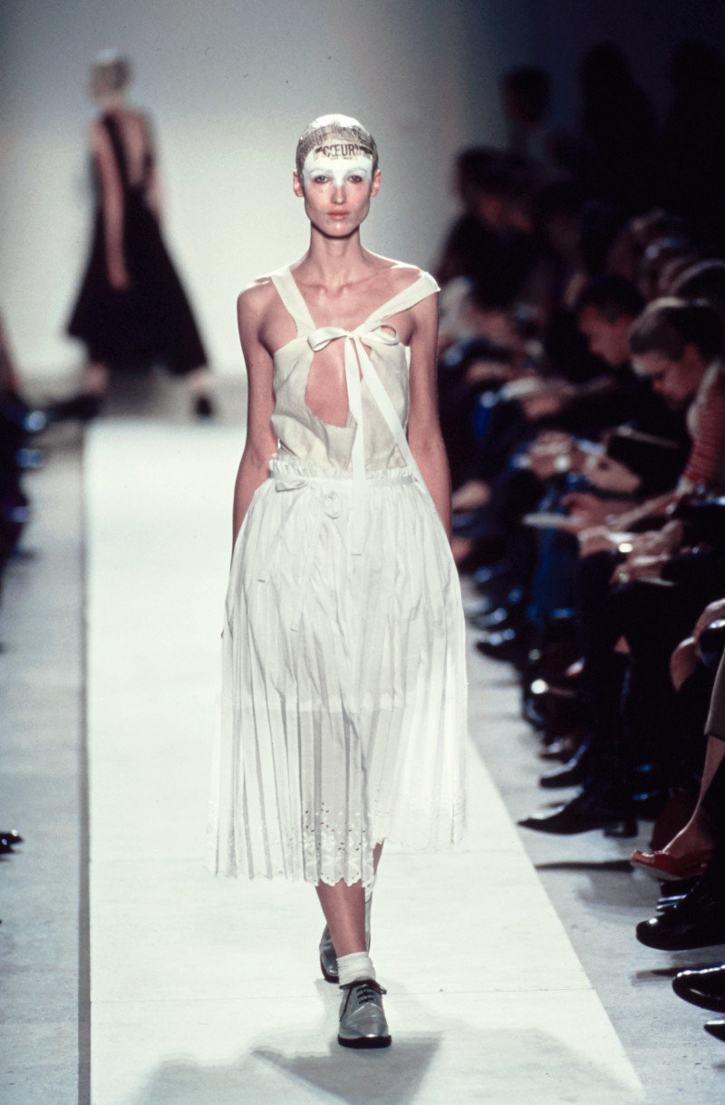 Comme Des Garcons fashion show for Spring/Summer 2002